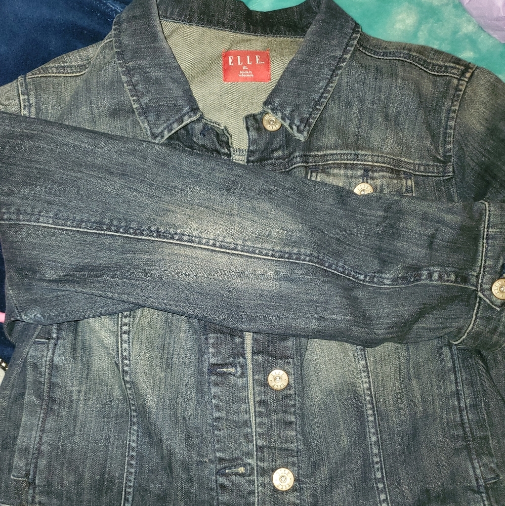 Jean Jacket - Picture 3 of 3